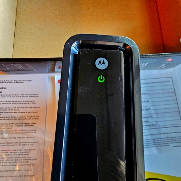 Motorola Arris Surfboard Modem/WiFi Router N300 Dual Band Model SBG6580 - Picture 11 of 12